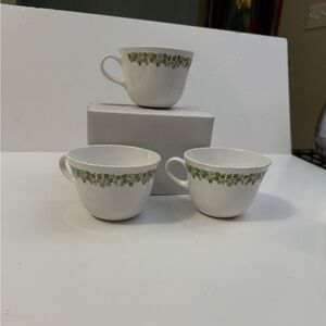 Vintage Daisy Green corelle Elegant White and Green Tea Cups
